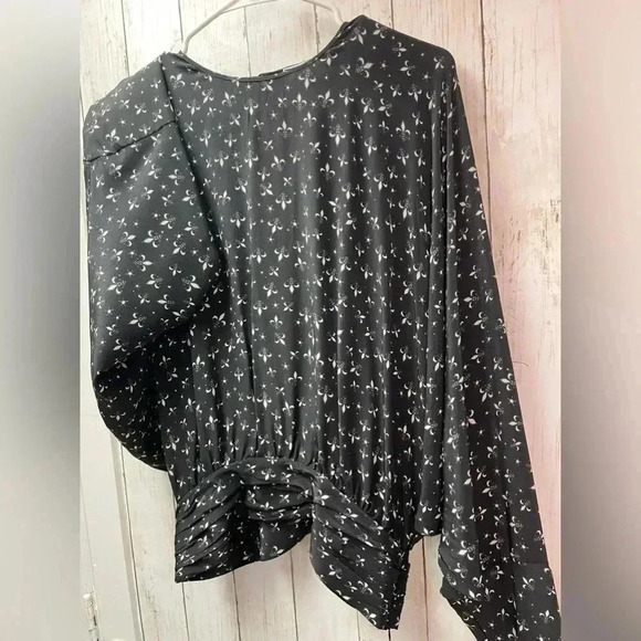 Redemption 100% silk blouse size12 black/special occasion - Picture 7 of 12